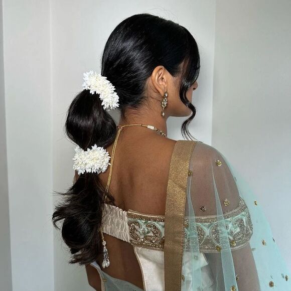 SOKORA JEWELS Jasmine Flowers Hair Scrunchie - Picture 1 of 9
